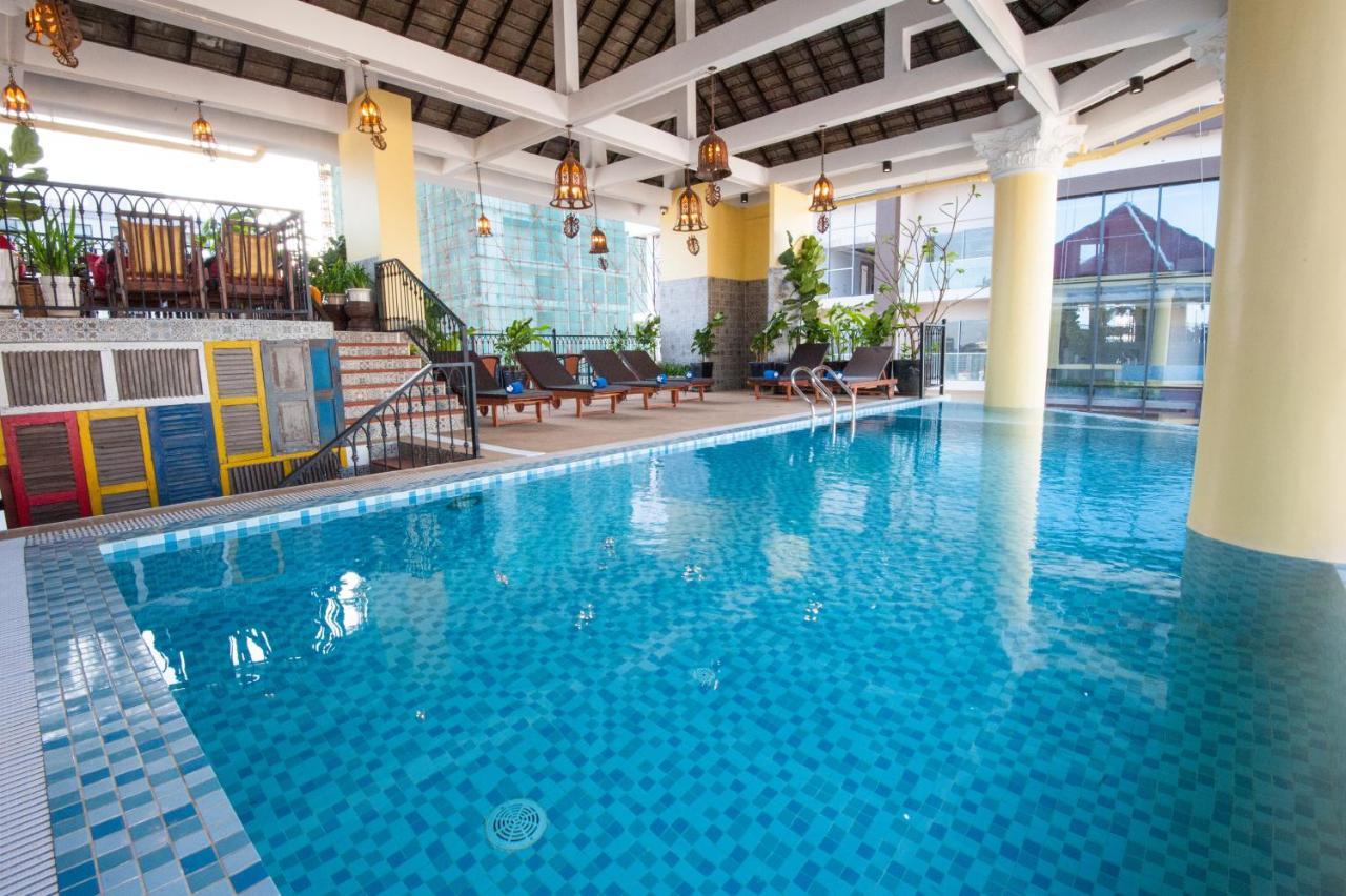 Khmer Surin Boutique Guesthouse Phnom Penh Dış mekan fotoğraf