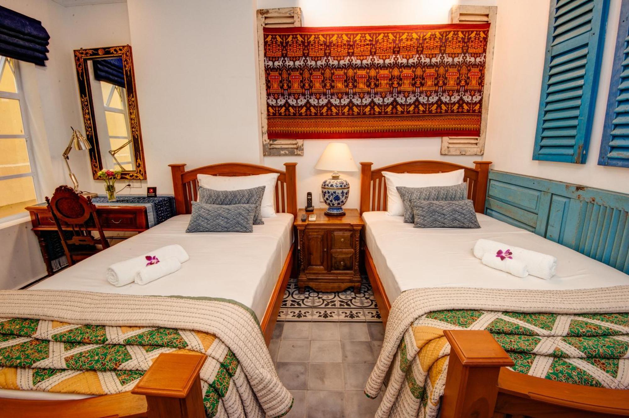 Khmer Surin Boutique Guesthouse Phnom Penh Dış mekan fotoğraf