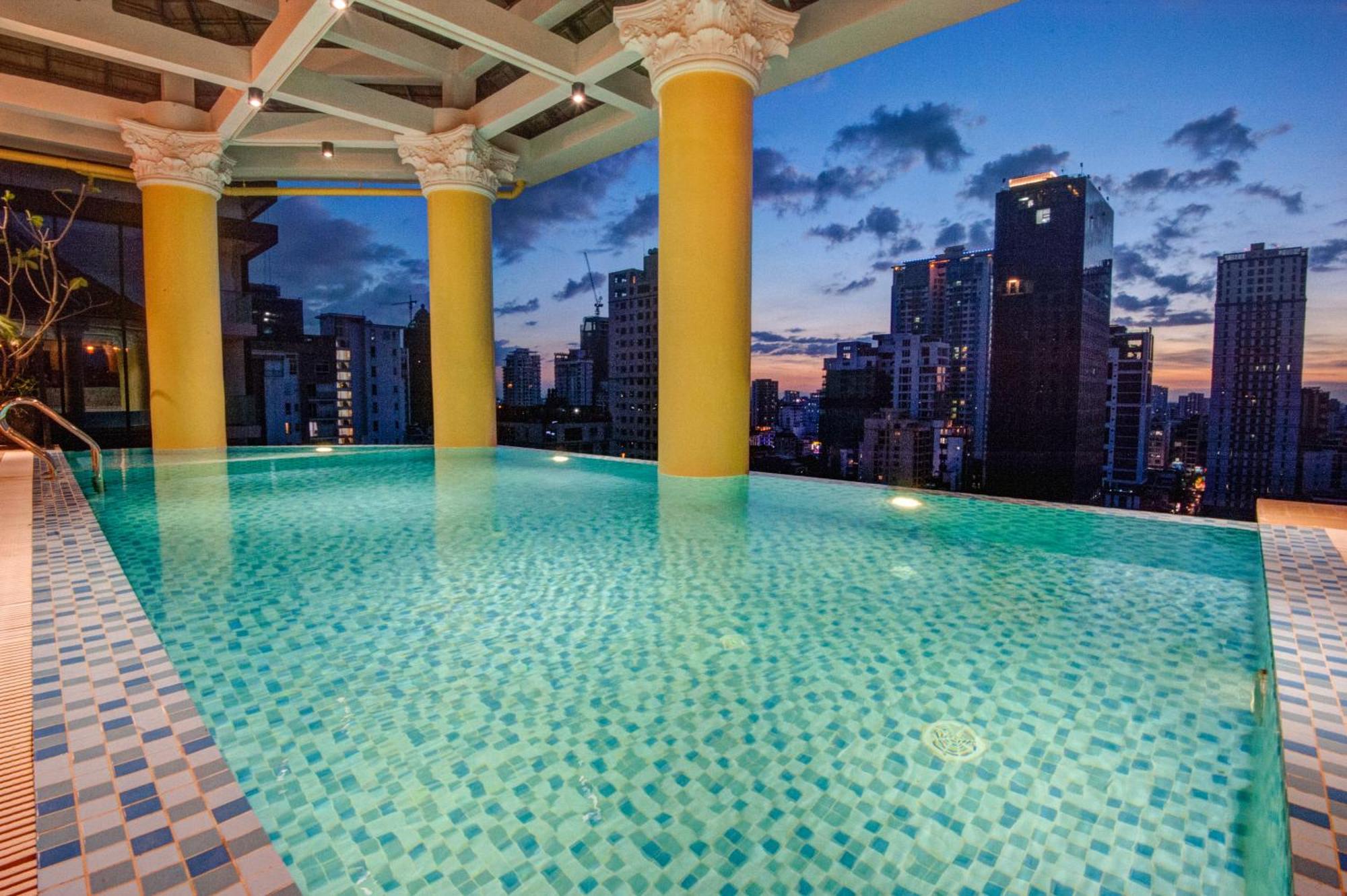 Khmer Surin Boutique Guesthouse Phnom Penh Dış mekan fotoğraf