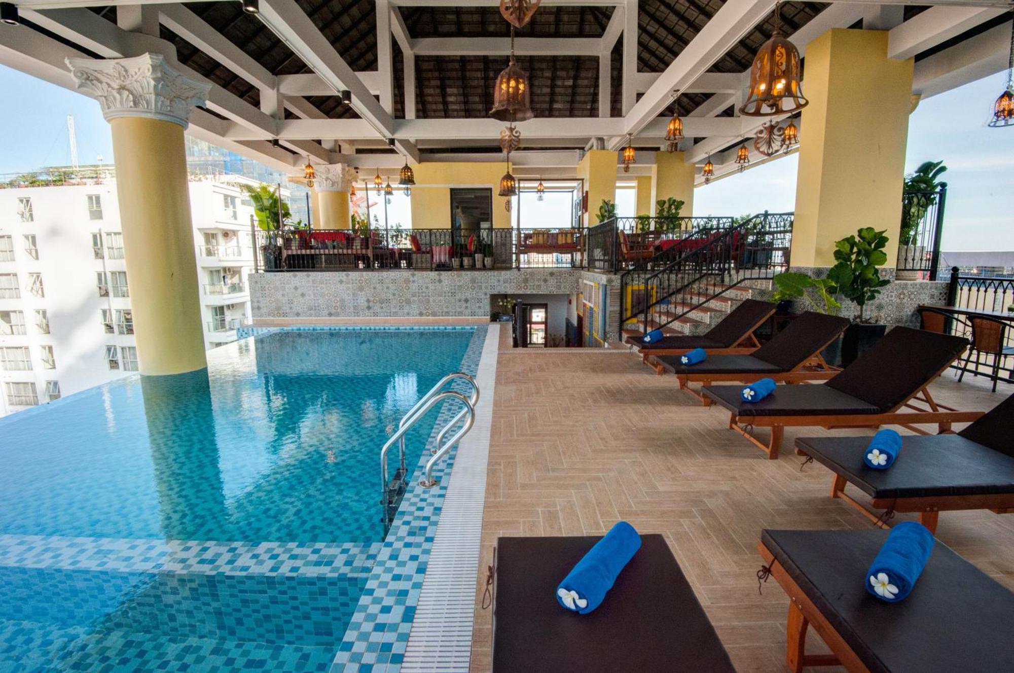 Khmer Surin Boutique Guesthouse Phnom Penh Dış mekan fotoğraf